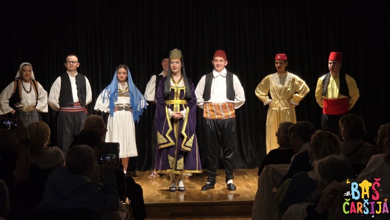 KONCERTI SVE BOJE TRADICIJE