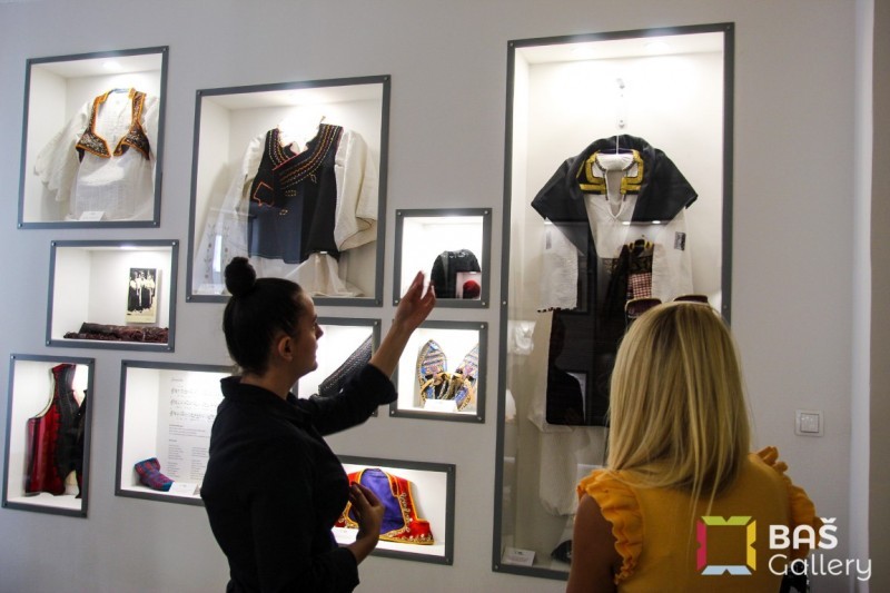 KONCERTI SVE BOJE TRADICIJE